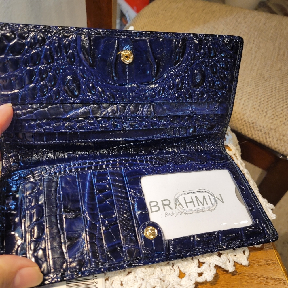 Brahmin wallet